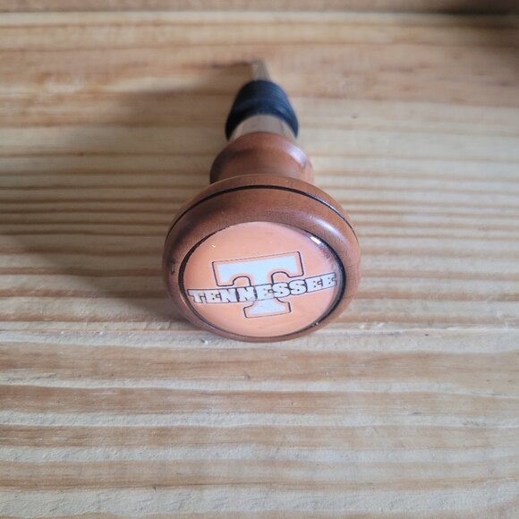 University of Tennessee Wooden Wine Bottle Stopper Cork College Football - Picture 1 of 4